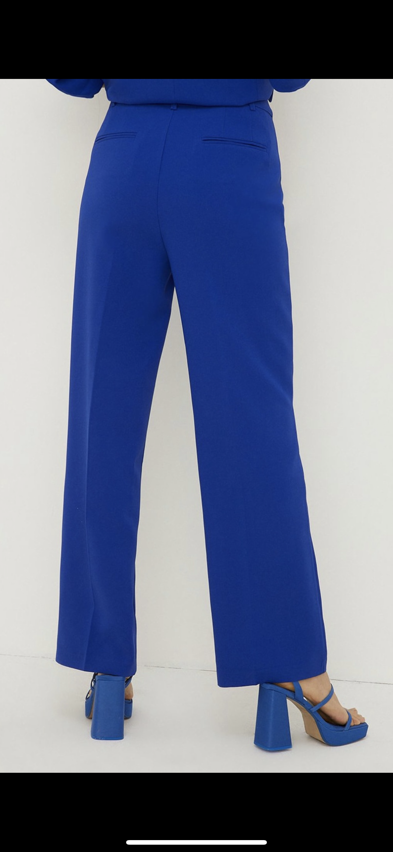 27 Pantalon Bleu electric